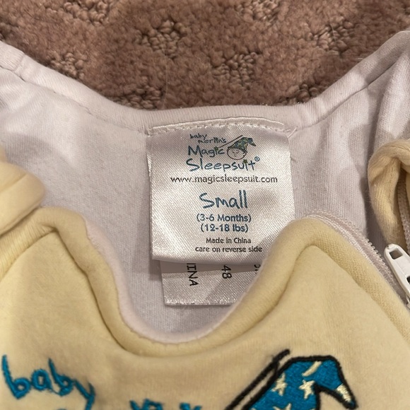 Magic Merlin Sleep Suit Yellow available size 3-6 & 6-9 - Picture 4 of 6